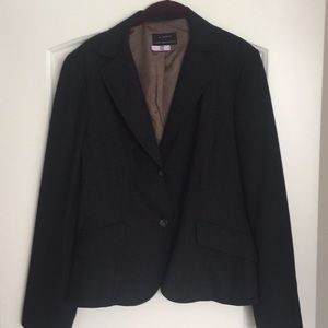 Mark Shale (Cambia) Women’s Black Blazer. Size 14.